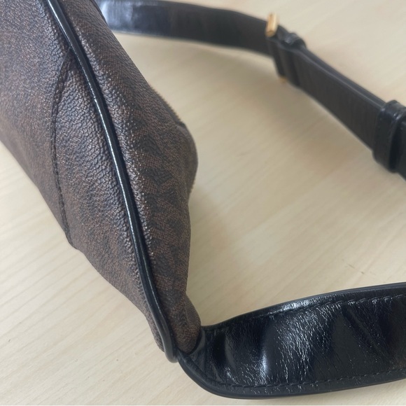 Michael Kors Belt Bag - Picture 8 of 9